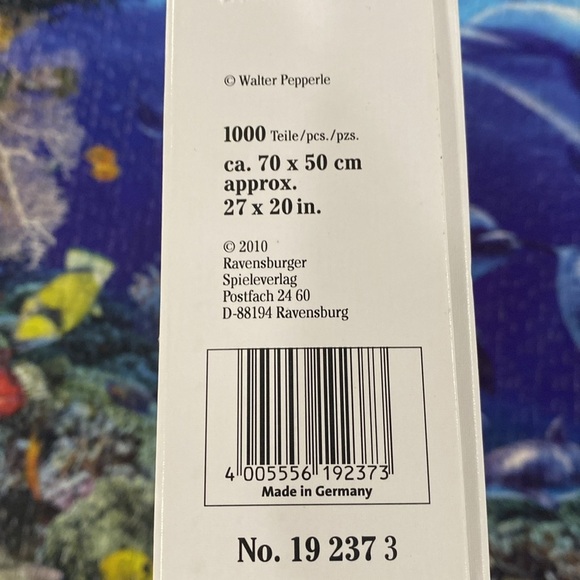 Ravensburger 1000 piece puzzle “Family of Dolphins” 2010 - Picture 6 of 8